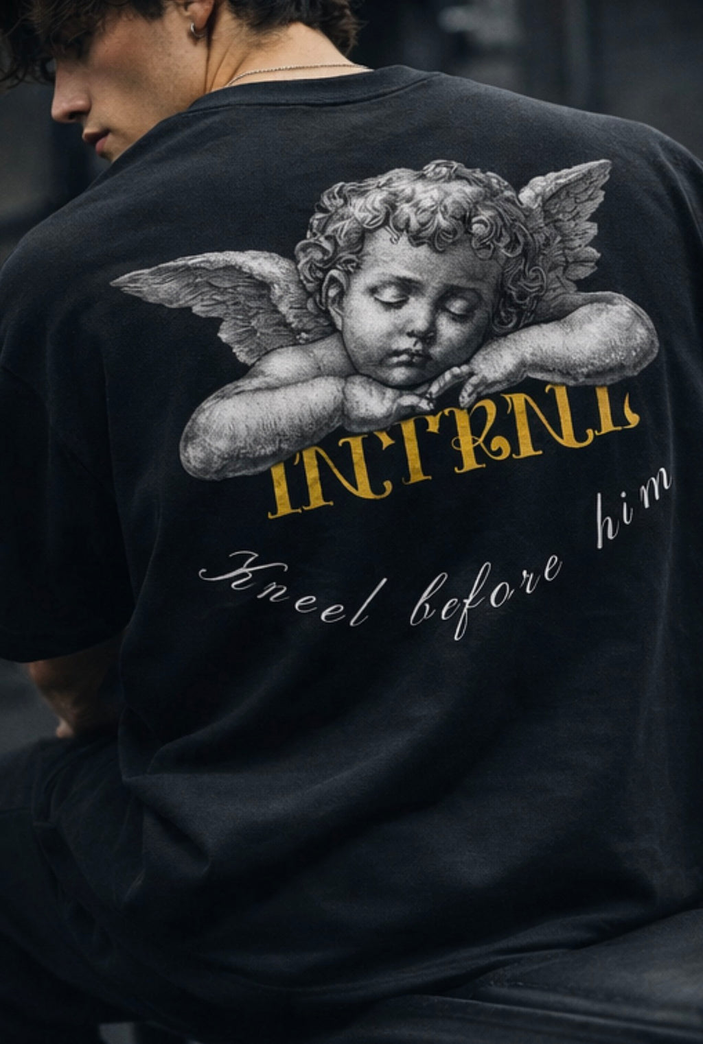 Kneel before him oversized T-Shirt
